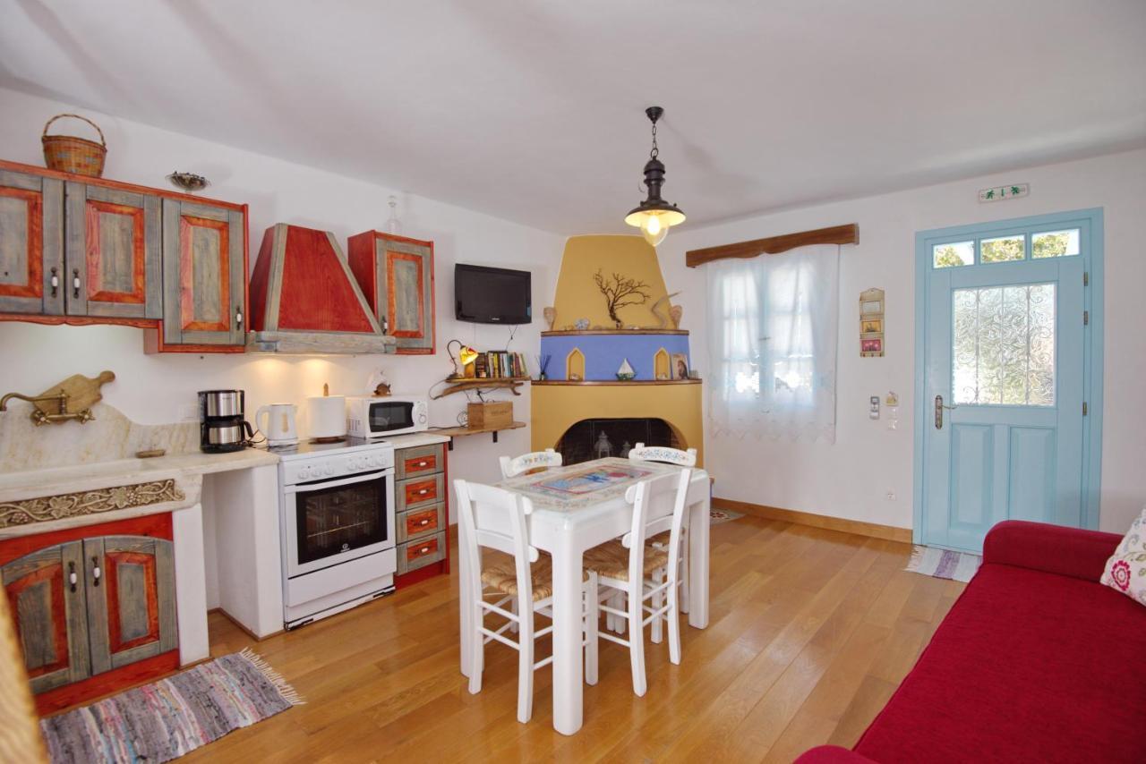 Stella'S Traditional House. Alónnisos Buitenkant foto